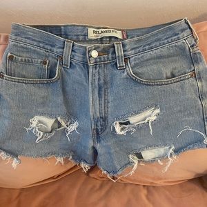 Levi’s 550 vintage cut off shorts